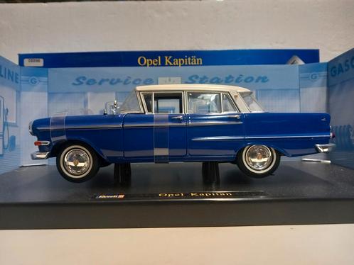 Opel Kapitein Kapitan blauw Revell metal 1:18 KRD, Hobby en Vrije tijd, Modelauto's | 1:18, Zo goed als nieuw, Auto, Revell, Ophalen of Verzenden
