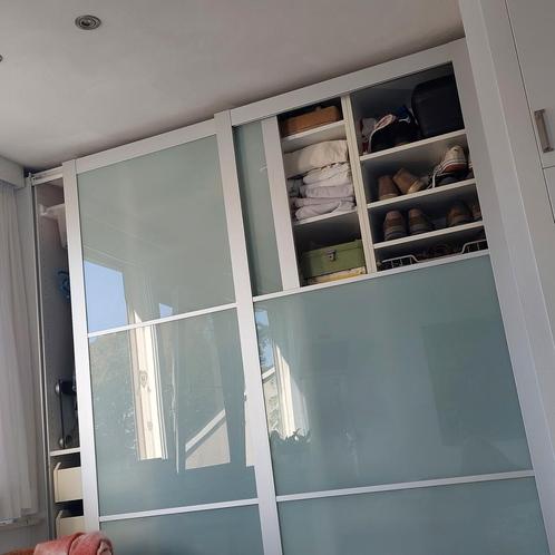 Gezocht: Eén glasplaat voor Pax-kast 200 x 236, Huis en Inrichting, Kasten | Kledingkasten, Zo goed als nieuw, 200 cm of meer