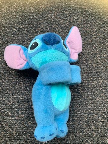 Leuke stitch knuffel-kan ook aan je arm beschikbaar voor biedingen