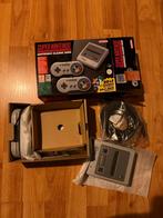 Super Nintendo classic mini SNES 2x gebruikt, goede conditie, Ophalen, Zo goed als nieuw, Met 2 controllers