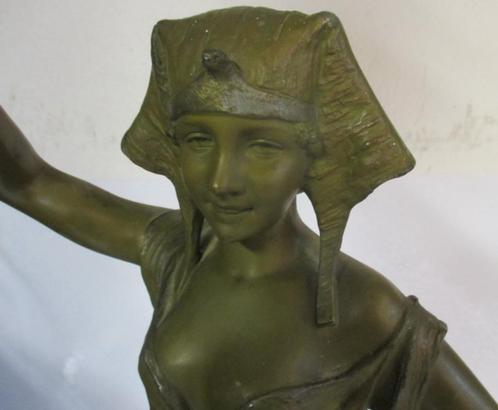 antiek Vienna beeld Araabse Egyptische vrouw met olielamp, Antiek en Kunst, Curiosa en Brocante, Ophalen