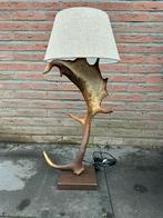 Geweilamp.schemerlamp.geweien.edelhert.damhert.tafellamp., Ophalen of Verzenden, Nieuw, 50 tot 75 cm