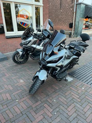 Honda x adv nardo grey  beschikbaar voor biedingen