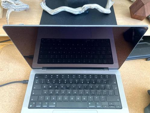 MacBook pro M2 14 inch (2023) 16GB RAM 512GB SSD 96W charger, Computers en Software, Apple Macbooks, Zo goed als nieuw, MacBook Pro