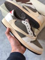 Travis scott air jordan nike reverse mocha, Kleding | Heren, Schoenen, Ophalen of Verzenden, Nieuw, Bruin