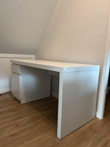 Malm Ikea bureau wit - afbeelding 1