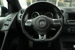 Volkswagen TIGUAN 1.4 TSI R-Line|DSG|Xenon|Pano|Leer|CC|Navi, Euro 5, Zwart, 4 cilinders, Bedrijf