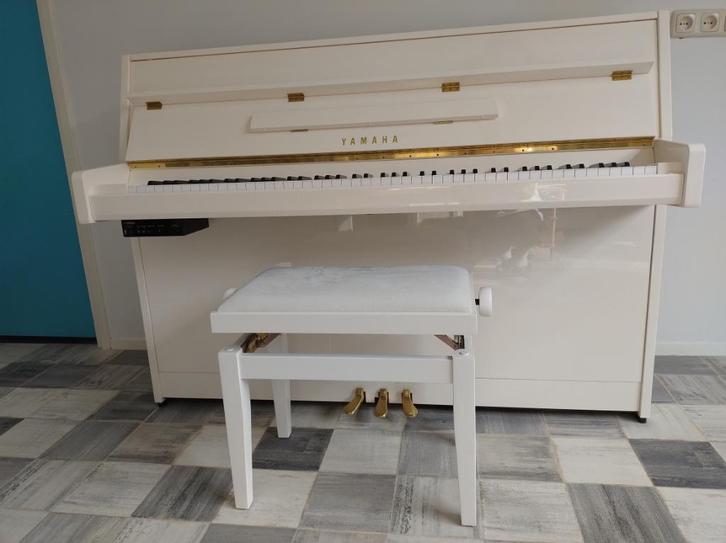Yamaha B1 silent piano,2018, als nieuw, Muziek en Instrumenten, Piano's, Zo goed als nieuw, Wit, Ophalen