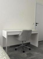 Bureau + nieuwe suède stoel te koop, Ophalen of Verzenden, Zo goed als nieuw