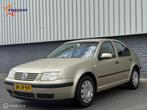 Volkswagen Bora 2.0|Airco| Cruise| APK| Trekhaak, Stof, Gebruikt, Bora, 4 cilinders