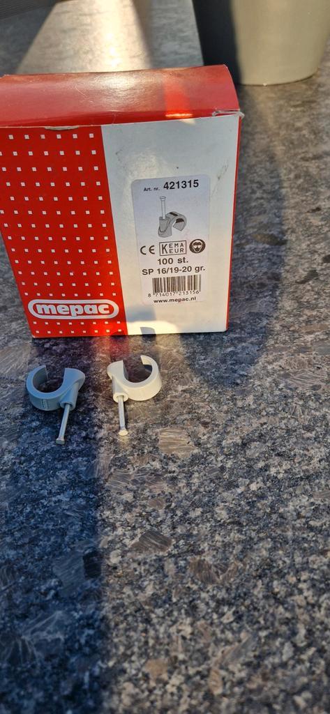 Mepal Spijkerclips 16-19mm - 62 stuks, Doe-het-zelf en Verbouw, Elektra en Kabels, Gebruikt, Kabel of Snoer, Ophalen of Verzenden