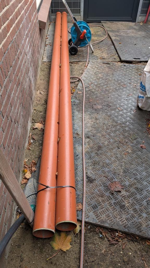 PVC buis bruin manchet 125mm SN8 lengte 5 meter (2x), Doe-het-zelf en Verbouw, Buizen en Afvoer, Nieuw, Afvoer, Pvc, 4 tot 6 meter