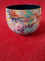Bloempot met bloemenmotief, Kunststof, Gebruikt, Schaal, Rond
