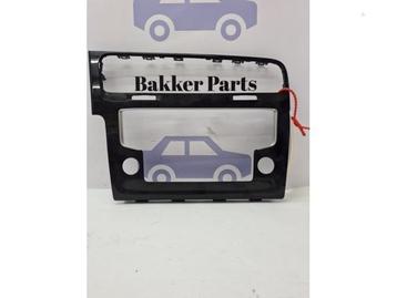 Dashboard sierlijst van een Volkswagen Golf beschikbaar voor biedingen