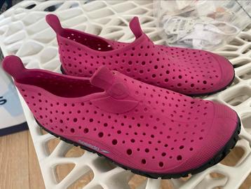 Gratis Speedo waterschoentjes maat 32 (?) beschikbaar voor biedingen