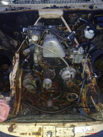 Mercedes w115 240 diesel Motorblok beschikbaar voor biedingen