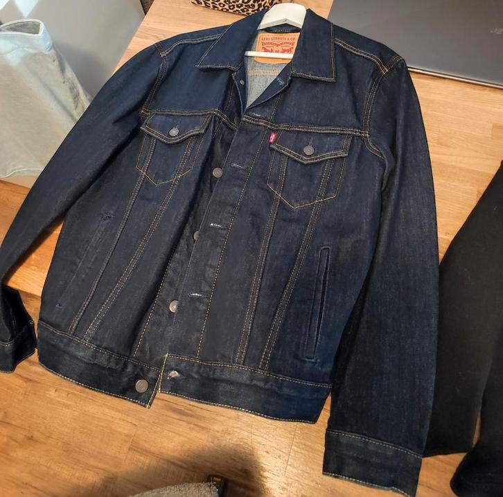 Levi's trucker jacket maat m, Kleding | Heren, Jassen | Zomer, Zo goed als nieuw, Maat 48/50 (M), Blauw, Ophalen
