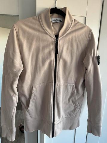 Stone island vest maat S beschikbaar voor biedingen