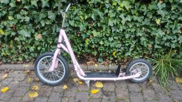 Kinderstep 16 inch / 12 inch wielen met handremmen beschikbaar voor biedingen