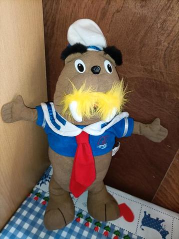 Wally de Walrus knuffel mascotte van Dolfinarium Harderwijk  beschikbaar voor biedingen