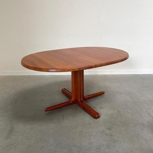 Deense teak ovale tafel jaren 60 70 80 vintage, Huis en Inrichting, Tafels | Eettafels, Gebruikt, 100 tot 150 cm, 100 tot 150 cm