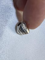Pandora bedel hartje met swarovski, Pandora, Ophalen of Verzenden, Zo goed als nieuw, 1 bedel