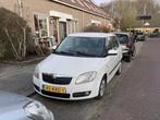 Skoda Fabia 1.2 51KW 2009 Wit, Auto's, Skoda, Voorwielaandrijving, Stof, 40 €/maand, 1198 cc