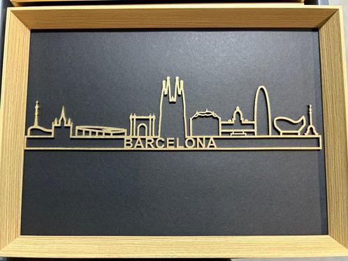Skyline Barcelona in frame, Antiek en Kunst, Kunst | Beelden en Houtsnijwerken, Verzenden