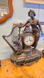 Mooi groot antiek klokkenstel, Antiek en Kunst, Ophalen