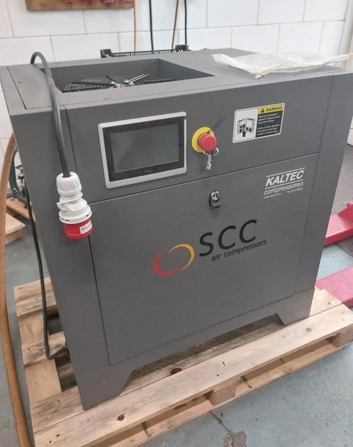 7,5kW Schroefcompressor, 2022, freq. geregeld., Doe-het-zelf en Verbouw, Compressors, Zo goed als nieuw, 6 tot 10 bar, 100 liter of meer