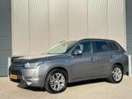 Mitsubishi Outlander 2.0 PHEV 4WD Pano Camera 2e eig. Org.NL, Auto's, Automaat, Outlander, Zwart, USB