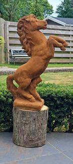 Betonnen paard, ijzer oxide, Ophalen, Nieuw