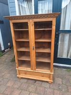 Te koop een mooie oud grenen  vitrine kast, Ophalen, 25 tot 50 cm, Met deur(en), 150 tot 200 cm