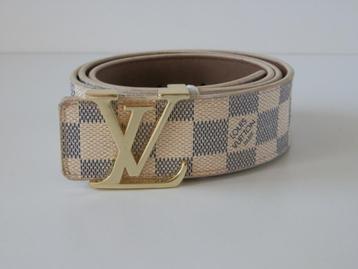 Louis Vuitton riem. beschikbaar voor biedingen