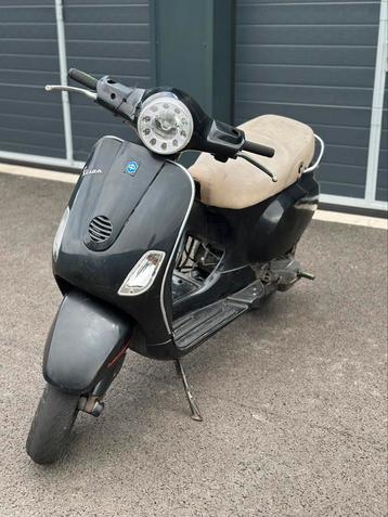 Vespa LX 172cc AC DG Snor blauwe plaat beschikbaar voor biedingen
