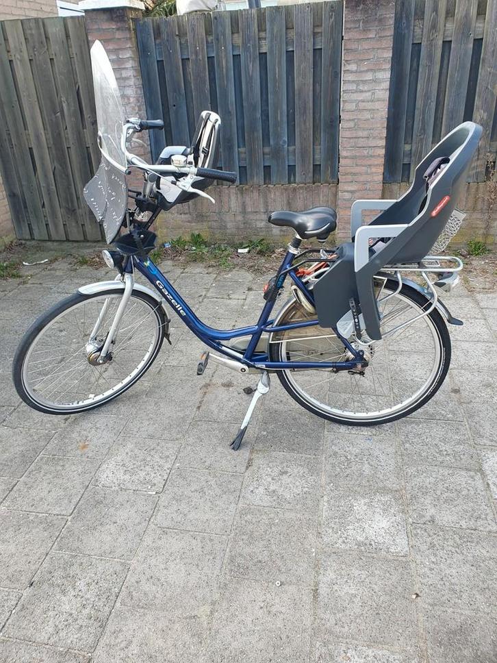 moederfiets vertrouwelijk zeer goed., Fietsen en Brommers, Fietsen | Dames | Omafietsen, Zo goed als nieuw, 56 cm of meer, Handrem