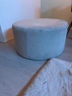Witte poef (gebruikssporen), Huis en Inrichting, Banken | Voetenbanken en Poefen, Ophalen, Minder dan 50 cm, Gebruikt, Rond