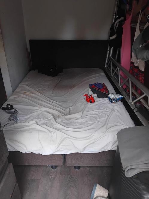 Tweepersoons bed 160x200 - Bruin stof, Huis en Inrichting, Slaapkamer | Boxsprings, Gebruikt, 160 cm, 200 cm, Tweepersoons, Ophalen