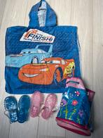Zwemponcho Cars en zwemschoenen maat 29 GRATIS OPHALEN, Jongen of Meisje, Overige maten, Ophalen of Verzenden, Zwemschoenen
