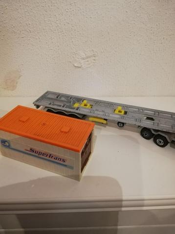 Container wagen  beschikbaar voor biedingen