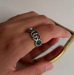GUCCI ring, Sieraden, Tassen en Uiterlijk, Ringen, Ophalen of Verzenden, Zo goed als nieuw, 17 tot 18, Met edelsteen