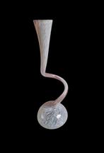 Prachtige krulvaas van murano glas
48 x 15,5 x 15,5 cm, Antiek en Kunst, Kunst | Designobjecten, Ophalen of Verzenden
