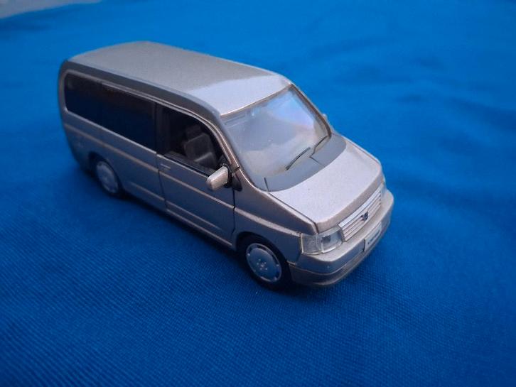 Honda Stepwagon goud metallic - M-Tech, Hobby en Vrije tijd, Modelauto's | 1:43, Zo goed als nieuw, Auto, Overige merken, Ophalen of Verzenden