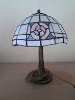 Tiffany Lamp met Rozenmotief, Ophalen, Glas, Minder dan 50 cm