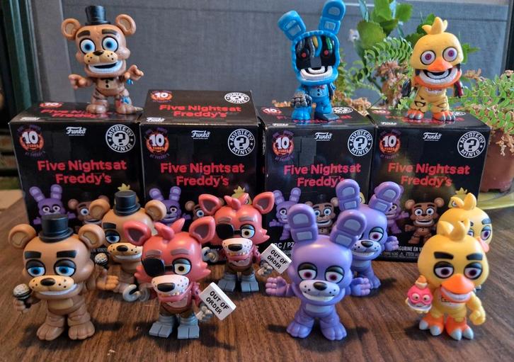 11 Funko FNAF 10th anniversary Mystery mini figure Blind box, Verzamelen, Poppetjes en Figuurtjes, Nieuw, Ophalen of Verzenden