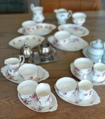 Diverse roomstelletjes oa. Royal Albert vanaf 5€ Klik RK adv beschikbaar voor biedingen
