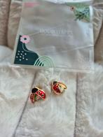 Lieveheersbeestjes oorbellen goudkleurig met cadeauzakje, Overige materialen, Nieuw, Ophalen of Verzenden, Knopjes of Stekers