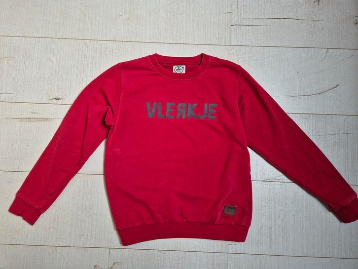 Leuke rode  sweater mt 134 (Official Trut/ Lemon/ als NIEUW), Kinderen en Baby's, Kinderkleding | Maat 134, Jongen, Trui of Vest