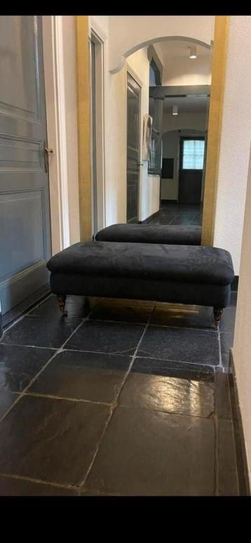 Prachtige engelse footstool, beschikbaar voor biedingen