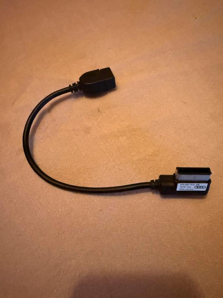 Audi Music Interface (AMI), kabel 4F0051510AB; USB, Auto-onderdelen, Elektronica en Kabels, Audi, Gebruikt, Ophalen of Verzenden